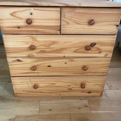 Chest of drawers