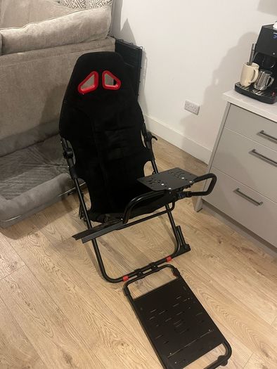 Racing simulator cockpit