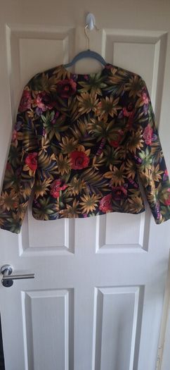 Womens Vibrant Botanical Print Tailored Jacket