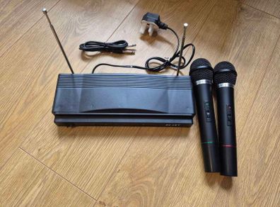 Karaoke Set With 2 Pcs Wireless Microphone Station Player Music Party