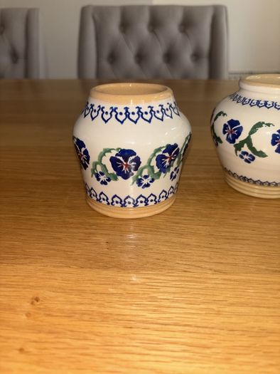 Nicholas Mosse Retired Set of 2 Blue Pansy Bud Vases