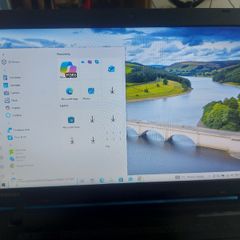 Toshiba Satellite C50-B-14D, Intel Celeron CPU N2830 2.16GHz, 4GB Ram, 600GB HDD, Windows 10, Microsoft Edge, Chrome