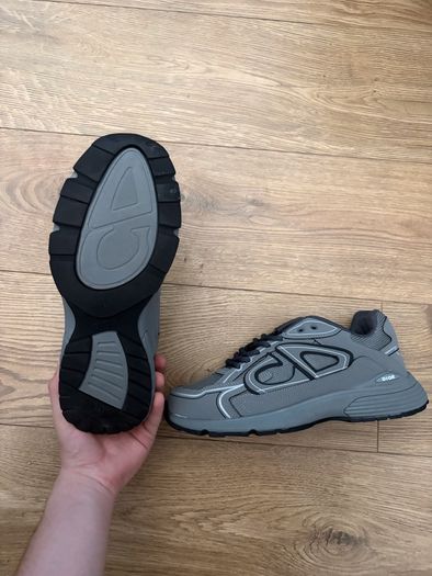 Dior B30