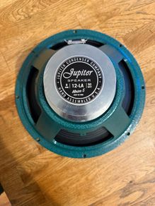 Jupiter 12LA speaker