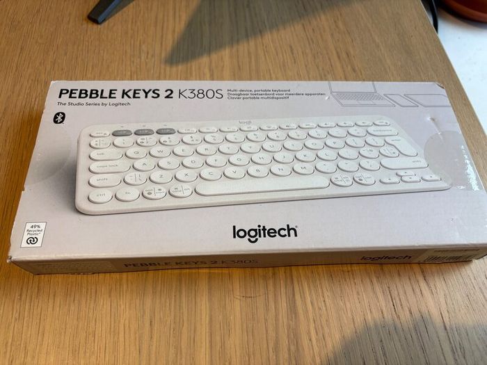 Logitech Pebble Keys 2 K380s, White, New Sealed