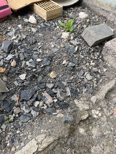 gravel/sand/rubble mix