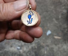 gold or gold plated ?pendant