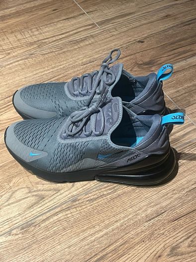 Nike Air Max 270 UK8.5