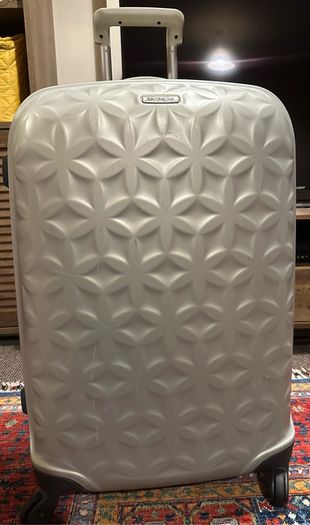 Samsonite luggage suitcase medium