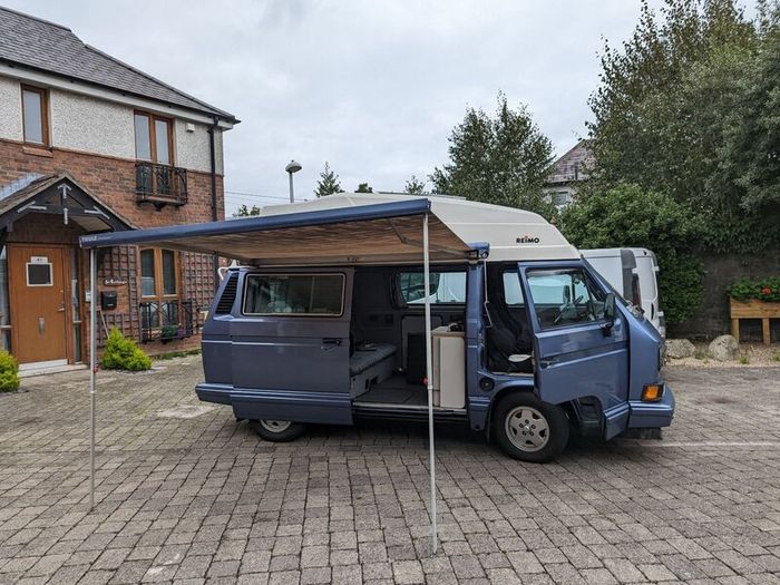 VW T25 Campervan (1984)