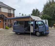 VW T25 Campervan (1984)