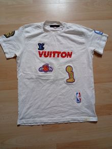 LV T-shirt ((kids Age 12-14yrs Immaculate))