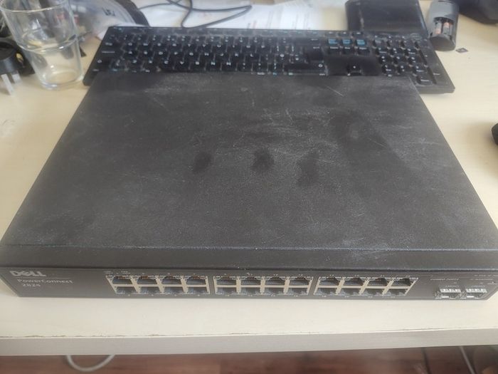Dell PowerConnect 2824 24 Port Gigabit switch