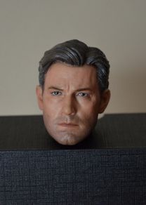 ELEVEN 1/6 Bruce Wayne head sculpt BVS