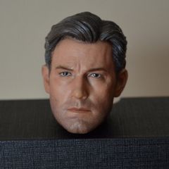 ELEVEN 1/6 Bruce Wayne head sculpt BVS