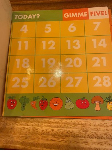 recipe book Gimme Five! Ideas For kids to eat veg and fruit
