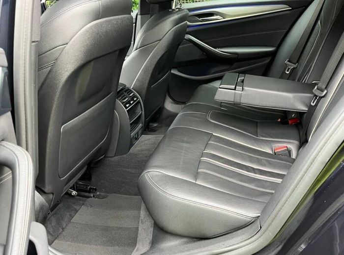 2017 BMW 530e M Sport Plug-In Hybrid
