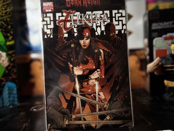 Dark Reign: Elektra ! First Issue ! Clay Mann Variant Cover ! 2009 ! by Marvel !