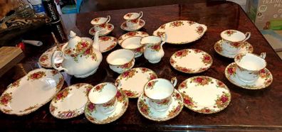Royal Albert Old Country Roses full teaset