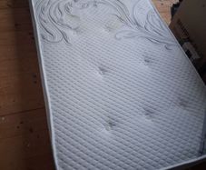 Single mattress