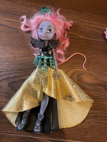 Monster High doll Mouscedes