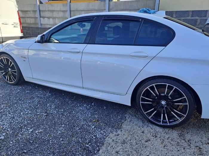 BMW 5-Series 2014