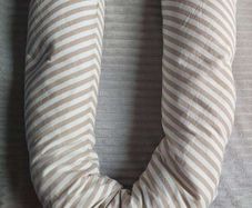 U-shaped pregnancy pillow