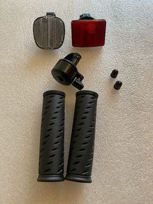 QUALITY 100% Brand-New Bicycle mountain bike flick bell, front back reflector, valve caps and handle grips