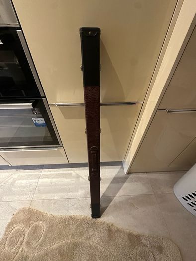 snooker cue