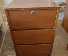 Chest of drawers