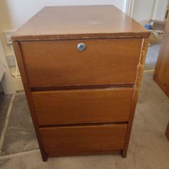 Chest of drawers