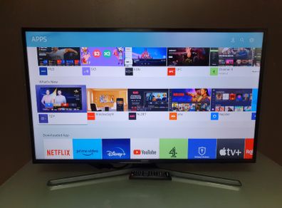 58" Samsung 4K Ultra HD HDR Freeview HD Smart LED TV