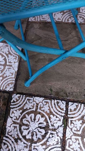 garden table and 2 chairs
