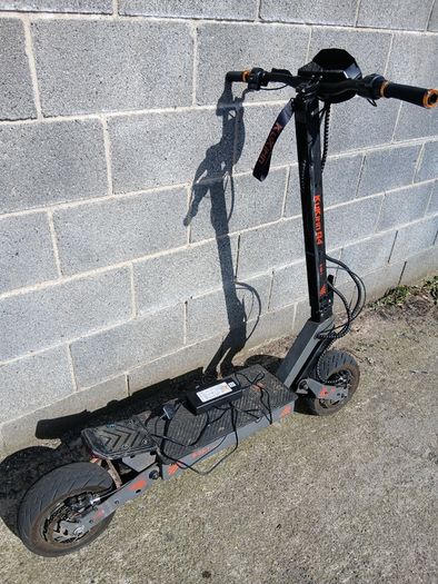 kukirin G4 scooter