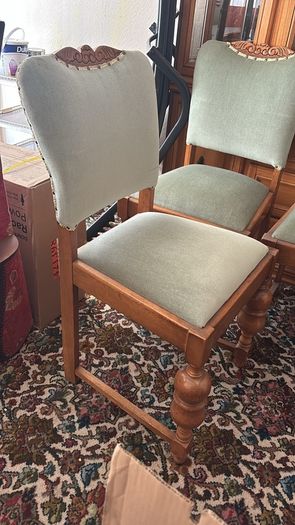 Set of 4 x dining chairs