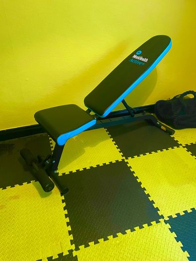 Utility weight bench