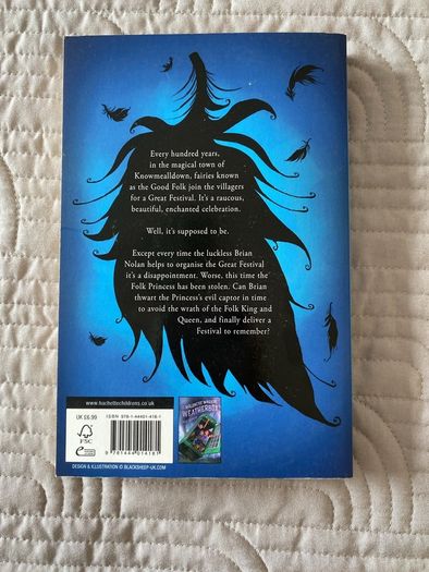 Book - Nigel Quinlan - The Cloak of Feathers