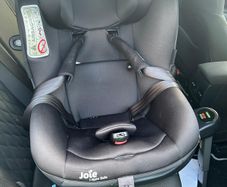 Joie i-Spin Safe child car seats x2