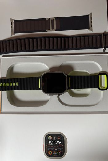Apple  Watch Ultra 2
