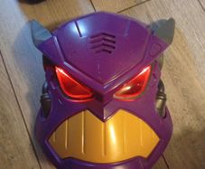 zurg voice recording mask and eyes light up