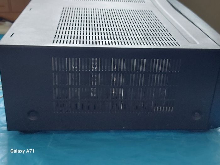 AIWA Stereo Integrated Amplifier Model No. MX-Z9400MK, with 2 large AIWA Speakers, Model No, 8X-Z9400, Impedance 6ohms, in excellent condition