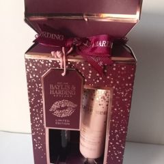 Baylis & Harding Midnight Plum & Wild Blackberry Fragrance Set