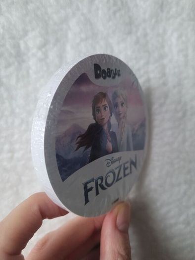 BNIB - Dobble Frozen II