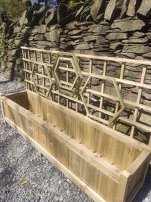 Trellis rustic planter