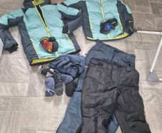 Skiing gear