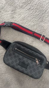 gucci pouch
