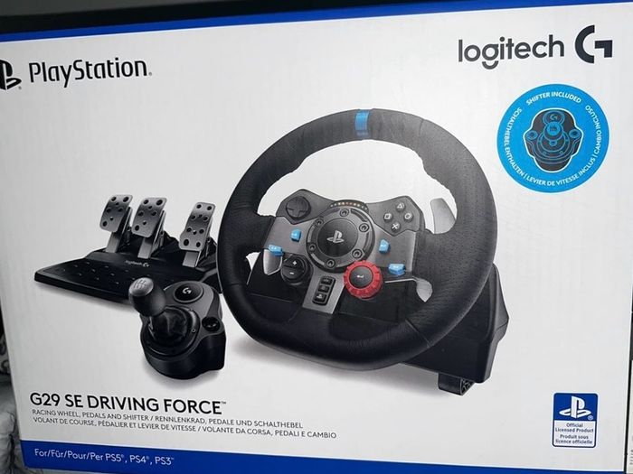 Logitech G29 SE driving steering wheel
