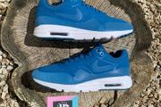 Premium Nike Air Max 1 Blue
