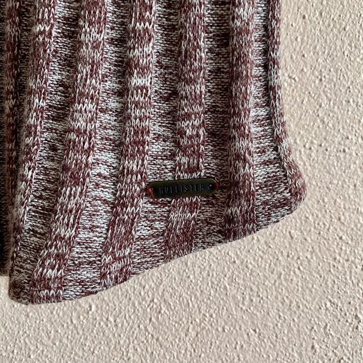 Hollister Sleeveless Fine Knit Top Size S LIKE NEW
