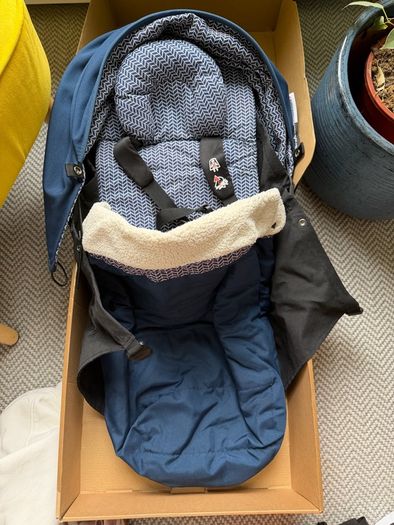 Yo Yo newborn insert